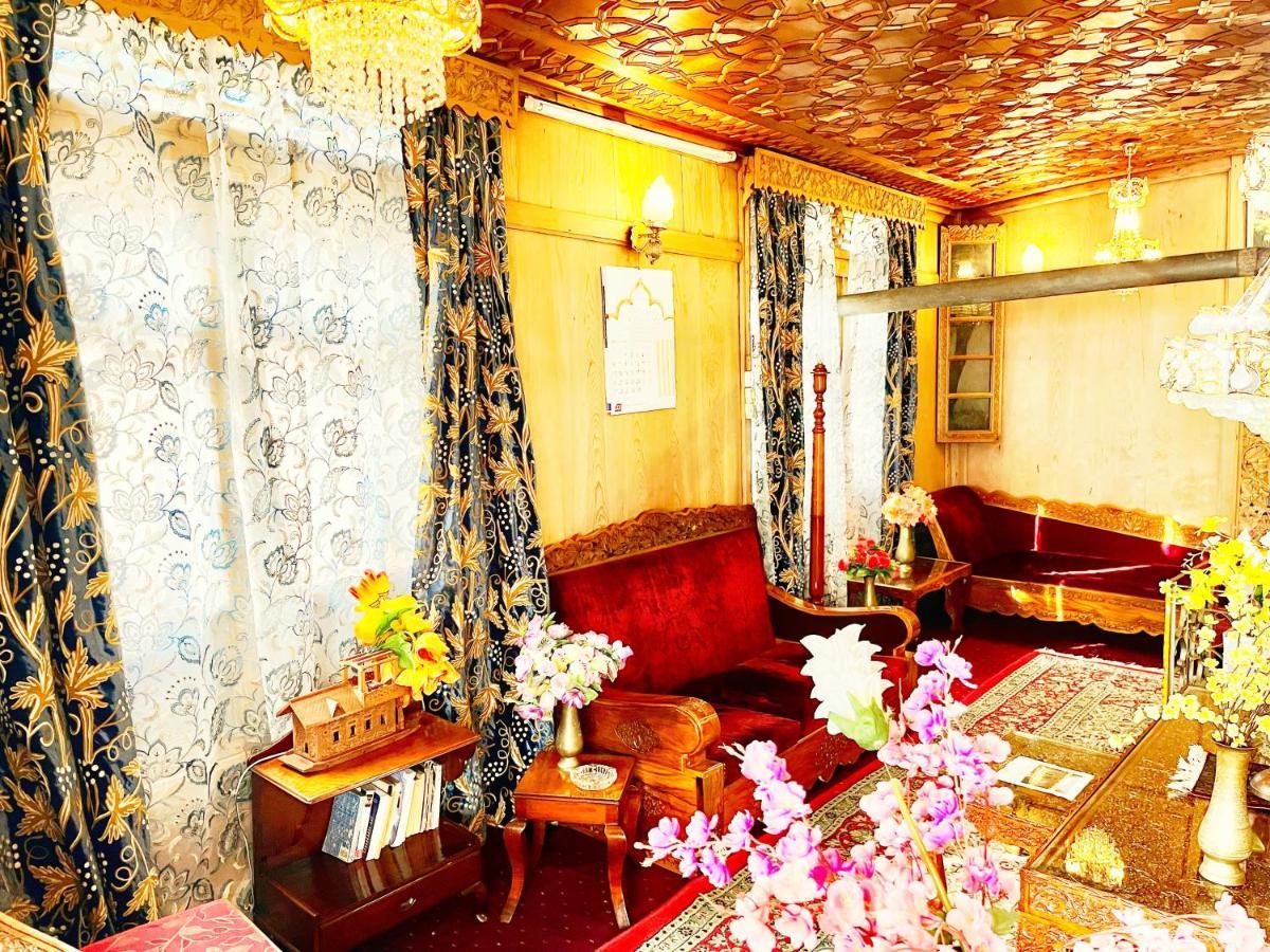 Bed and Breakfast Lake Victoria Houseboats Srīnagar Exteriér fotografie